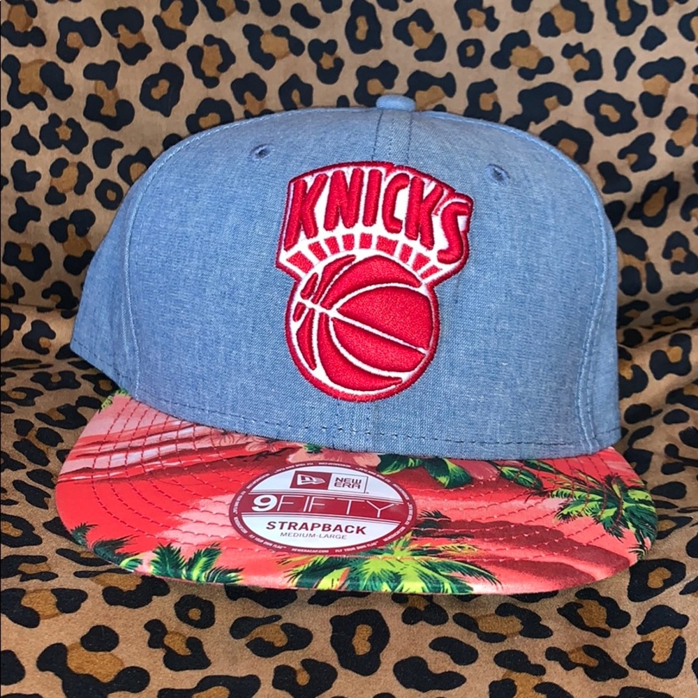 NY KNICKS New Era Strap Back Hat